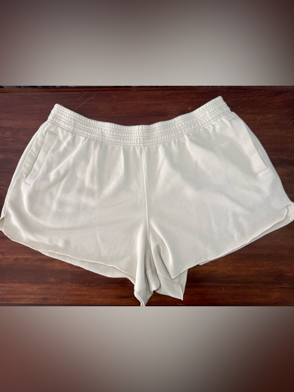 Aerie NWT Cream Sweat Shorts - XXL